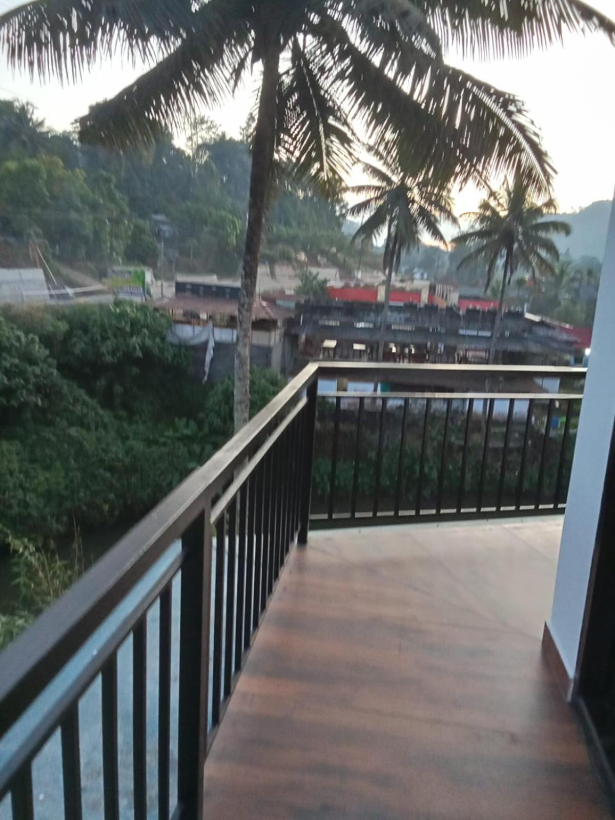 River View Munnar Chillithodu Esterno foto